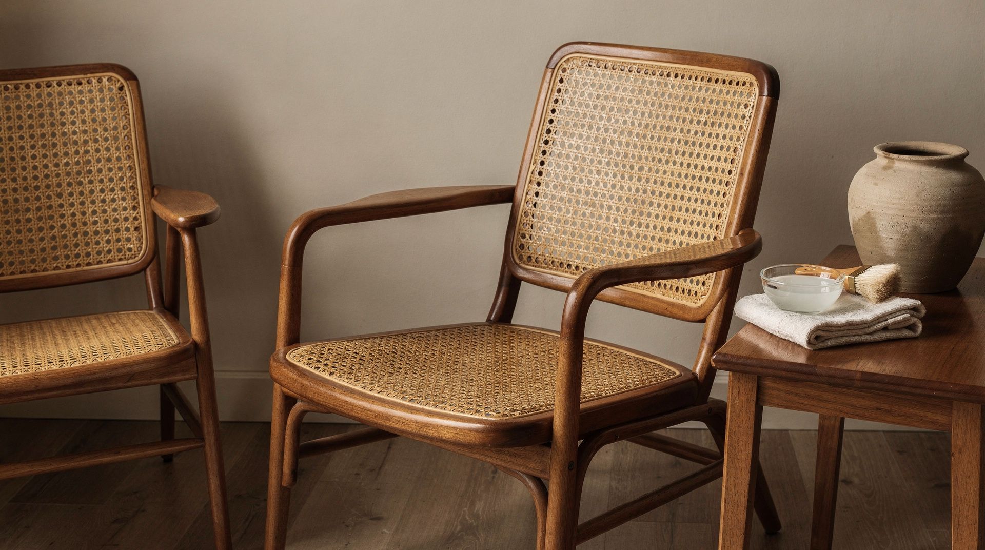 Rattan und Wiener Geflecht Pflege