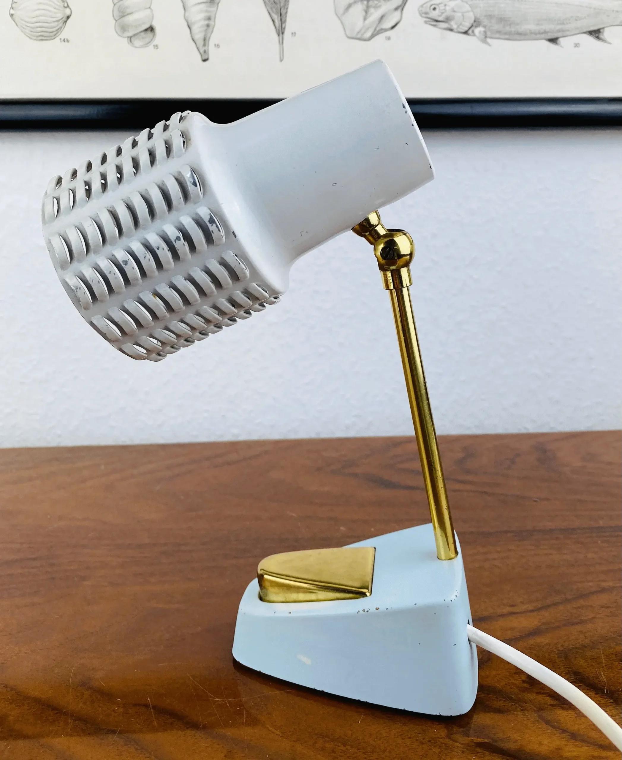 Babyblaue Nachttischlampen | PFAEFFLE Gold | Mid-Century Modern
