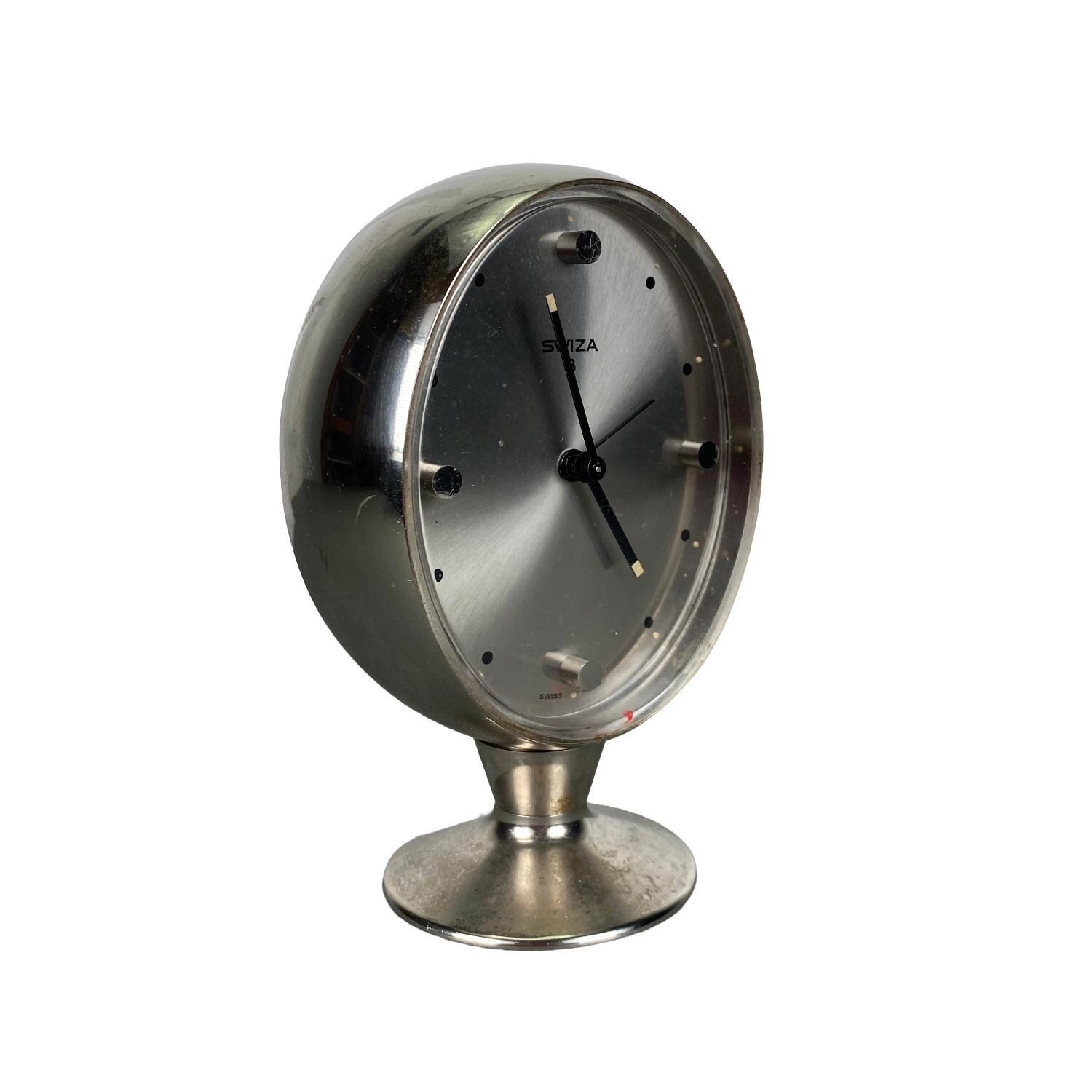 Swiza Tischuhr Silber - Oval auf Fuß - Mid-Century Modern - 1960er Jahre