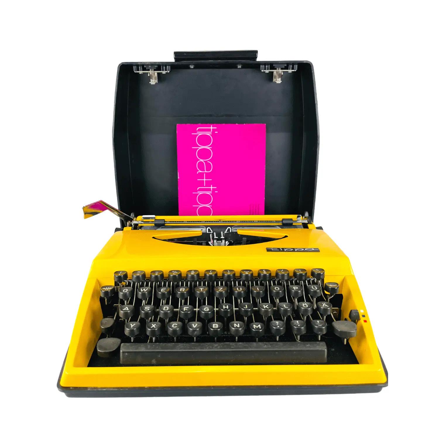 Tippa S Schreibmaschine | Gelb | Triumph-Adler | Vintage Designklassiker inkl. Koffer & Anleitung
