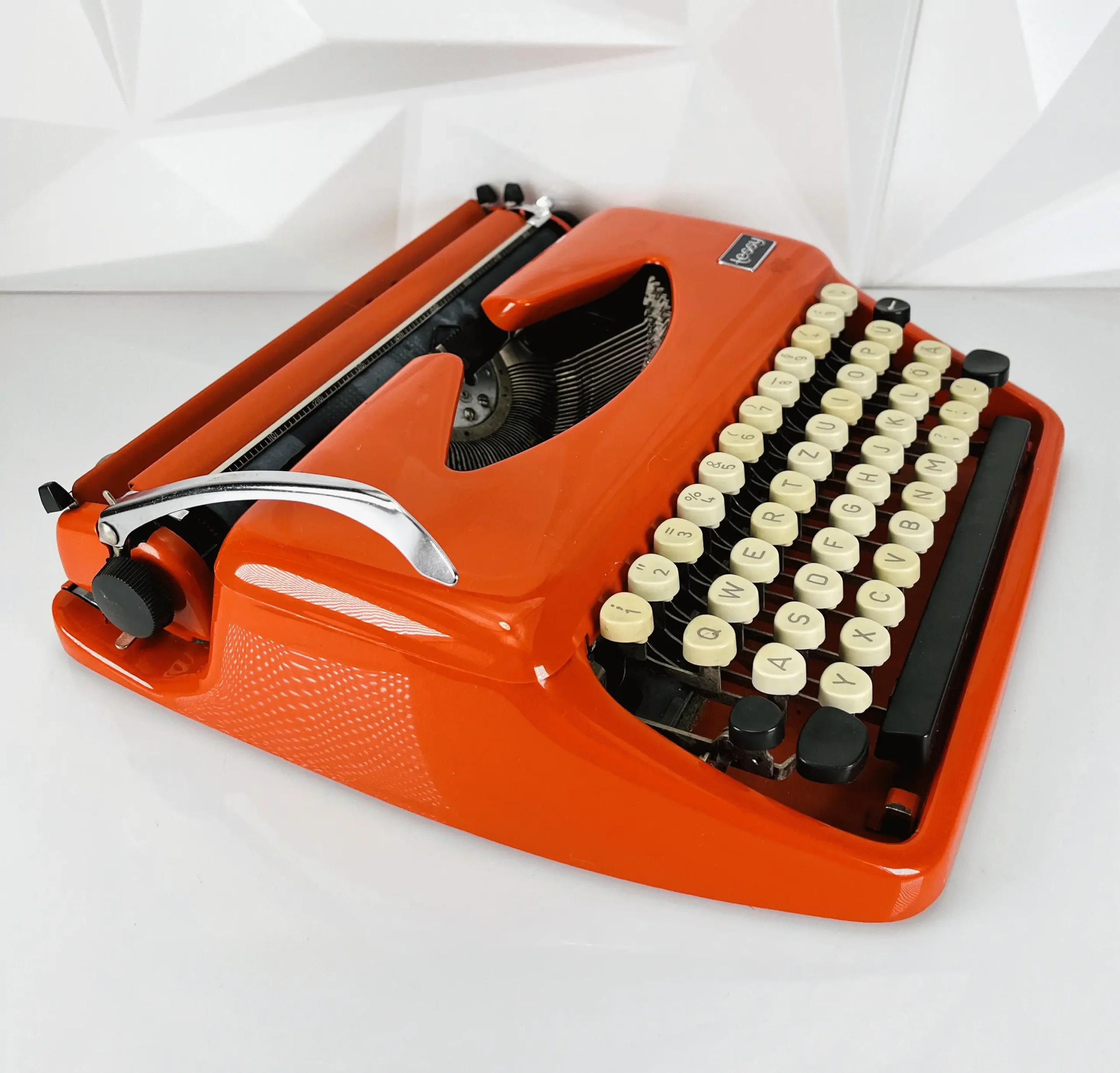 Tessy Schreibmaschine | Vintage Rot | QWERTZ | mit Koffer | Retro Schreibgerät